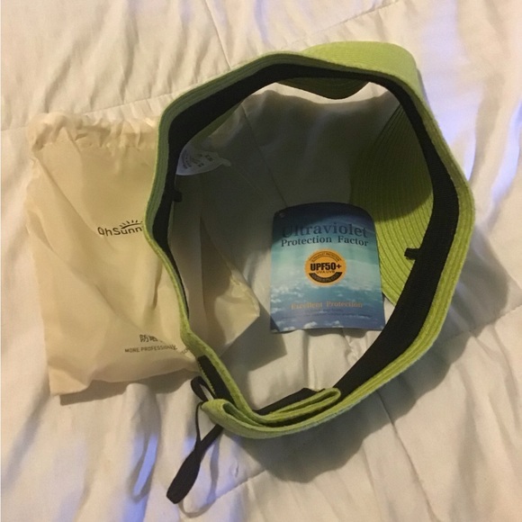 Oh Sunny green visor hat with carry on bag NWT - Picture 8 of 8